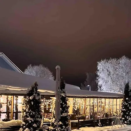 Vanha Ravintola Oelvin Suolatorilla - Vanhan Kanttorilan Yhteydessae Apartamento *