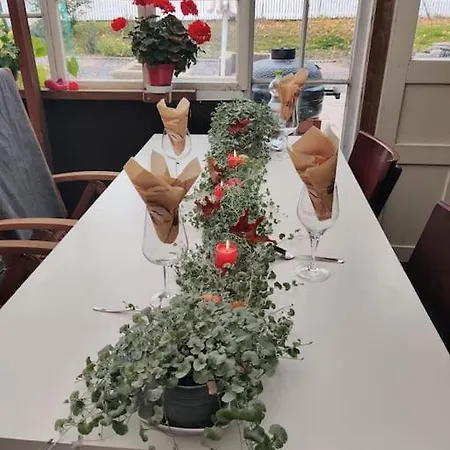 Vanha Ravintola Oelvin Suolatorilla - Vanhan Kanttorilan Yhteydessae *