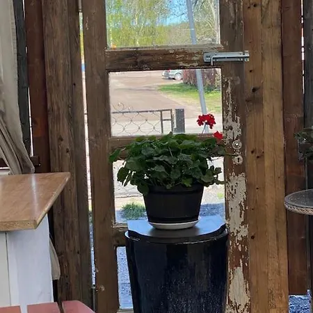 Huoneisto Vanha Ravintola ölvin Suolatorilla - Vanhan Kanttorilan Yhteydessä *