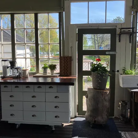 Vanha Ravintola Oelvin Suolatorilla - Vanhan Kanttorilan Yhteydessae Loviisa