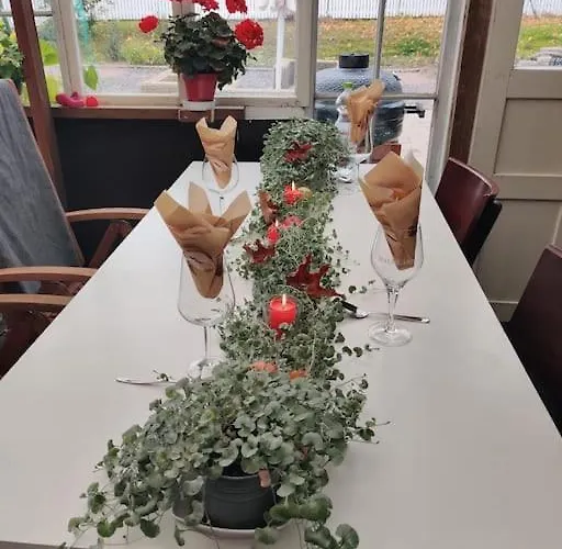 Vanha Ravintola Oelvin Suolatorilla - Vanhan Kanttorilan Yhteydessae *