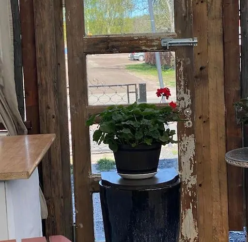 公寓 Vanha Ravintola Oelvin Suolatorilla - Vanhan Kanttorilan Yhteydessae *