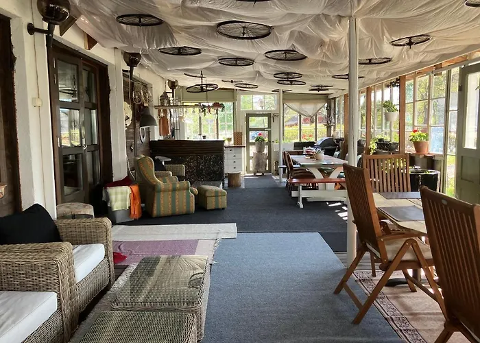 公寓 Vanha Ravintola Oelvin Suolatorilla - Vanhan Kanttorilan Yhteydessae