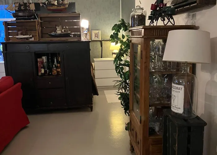 公寓 Vanha Ravintola Oelvin Suolatorilla - Vanhan Kanttorilan Yhteydessae *