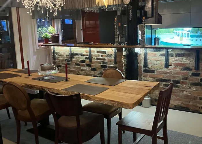 公寓 Vanha Ravintola Oelvin Suolatorilla - Vanhan Kanttorilan Yhteydessae 罗威萨