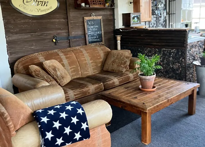 Vanha Ravintola Oelvin Suolatorilla - Vanhan Kanttorilan Yhteydessae 公寓 罗威萨